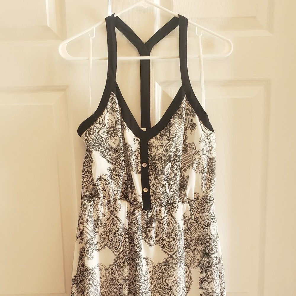 Cute sun dress!